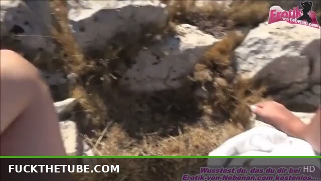 Hot Latina Seduces and Fucks a Stranger Outdoors in Steamy Encounter